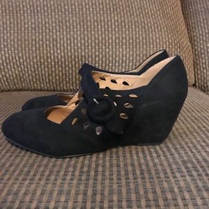 City Classified wedge heels